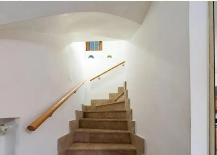 Lovely Basement Trevi Fountain *